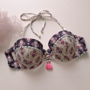 Victoria’s Secret The Knockout Bikini Purple & Ivory.